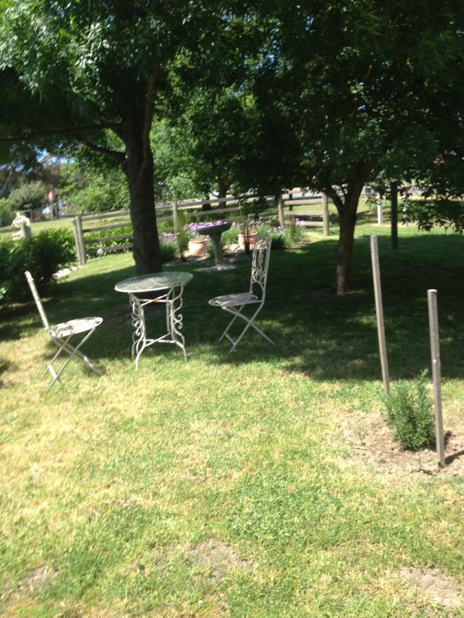 Yarra Glen Bed & Breakfast Bagian luar foto